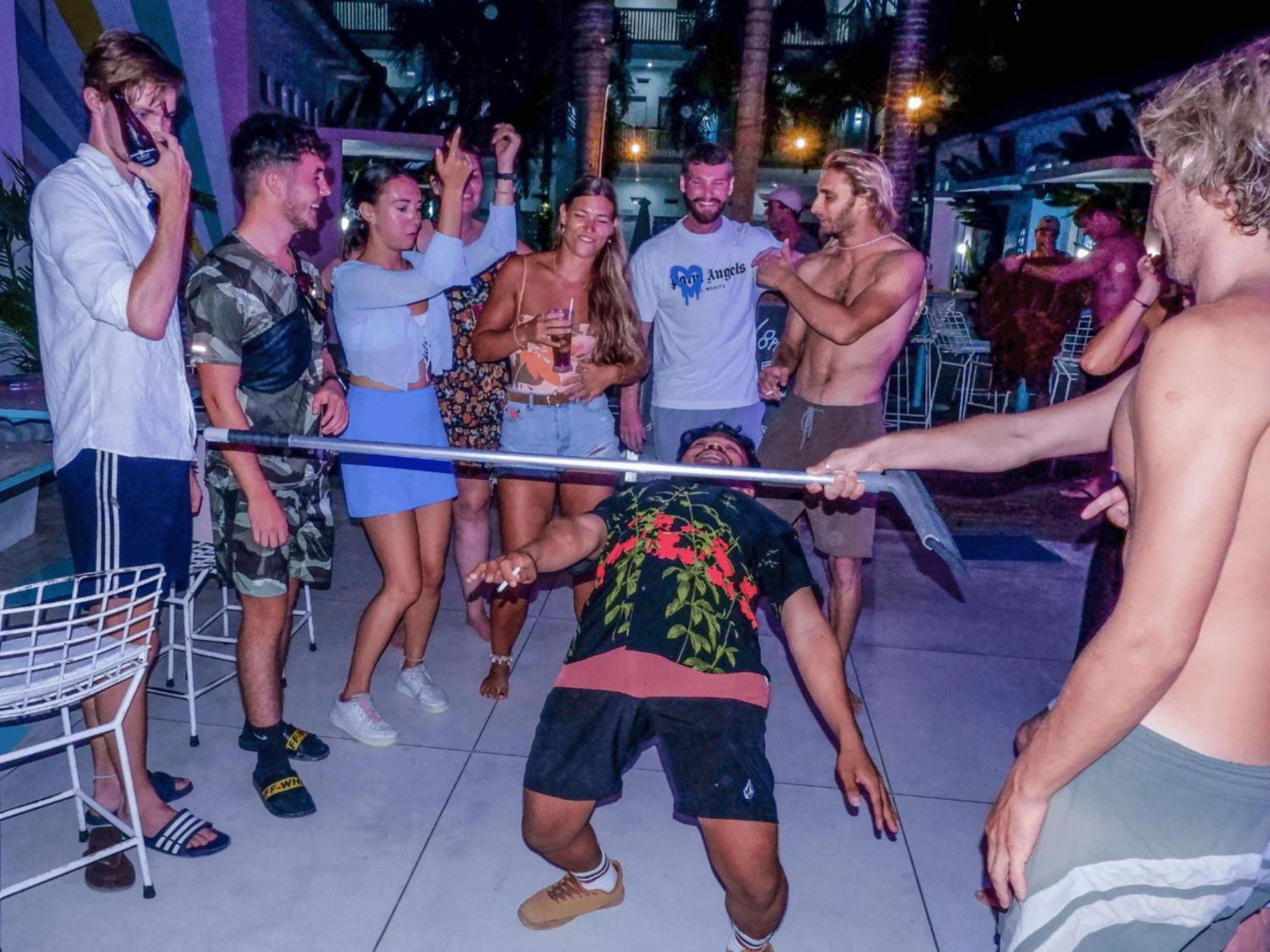 بيت شباب Mad Monkey Kuta  المظهر الخارجي الصورة